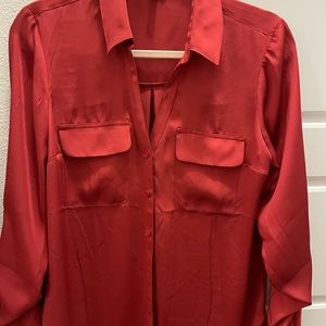 Express size M button down top